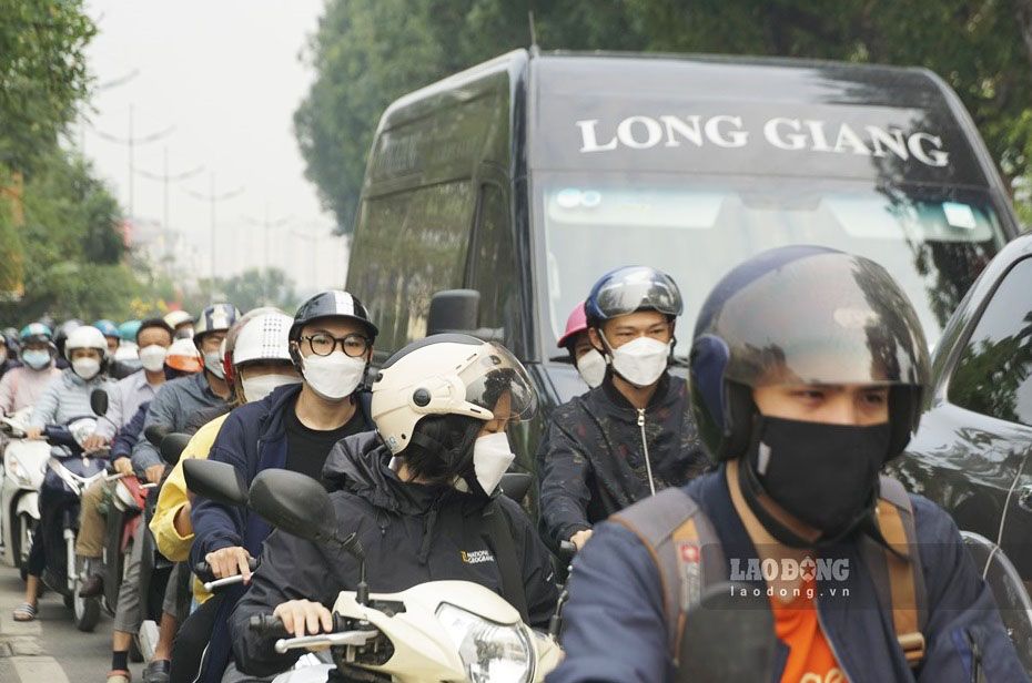 DI DỜI TRƯỜNG ĐẠI HỌC RA KHỎI NỘI ĐÔ